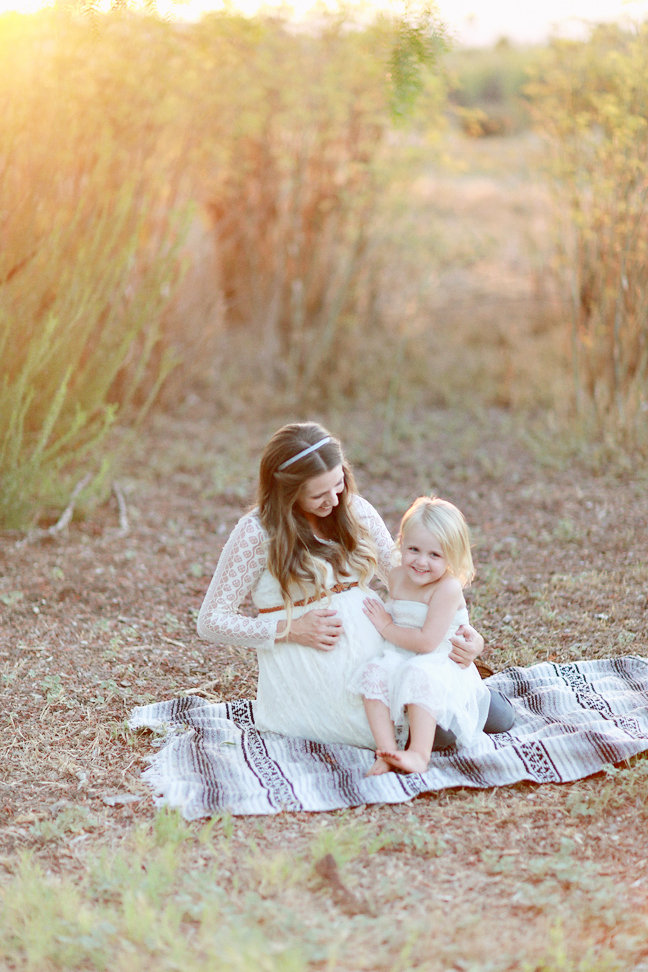 maternity-photos-brookealiceonphotography-needlesandleaves-net.jpg